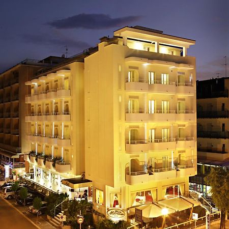 Mediterraneo Hotel & Suites Cattolica Dış mekan fotoğraf