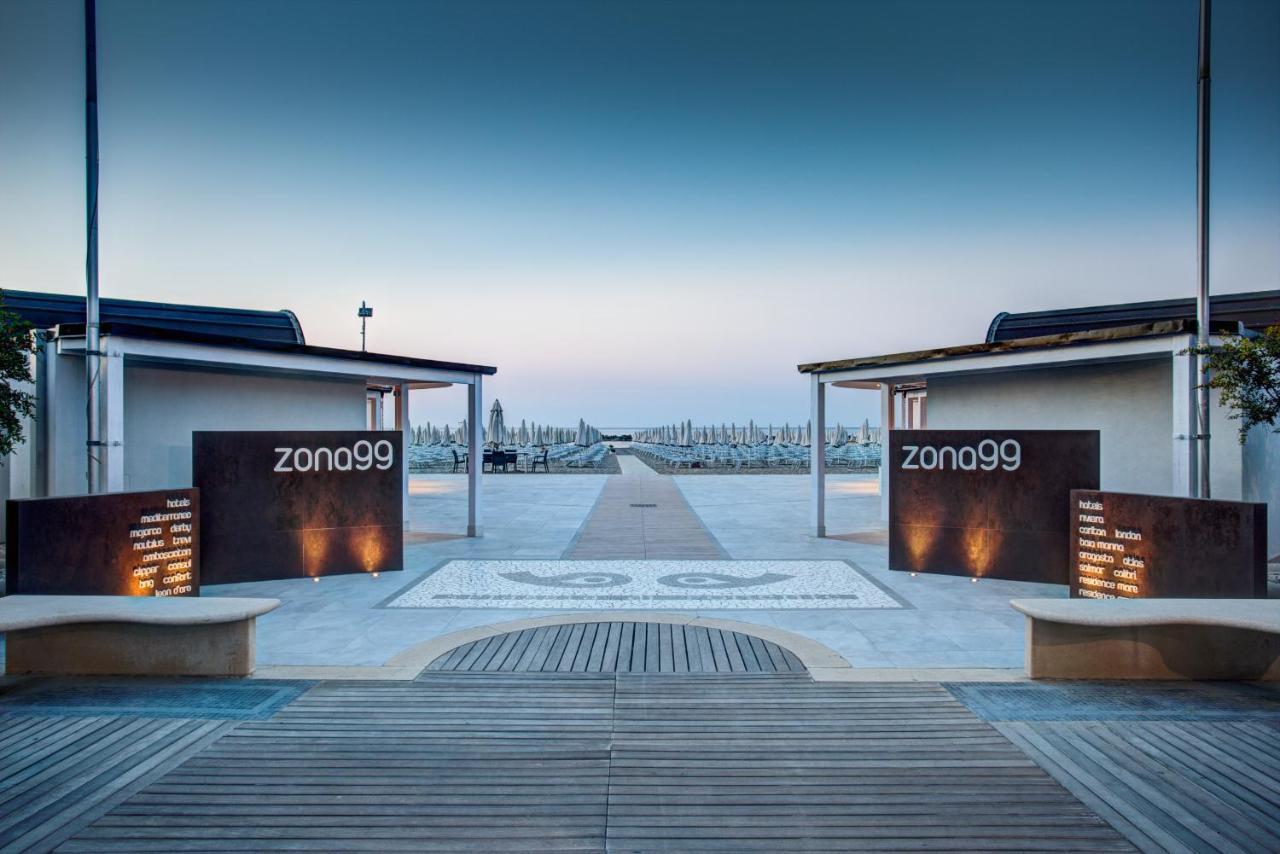 Mediterraneo Hotel & Suites Cattolica Dış mekan fotoğraf